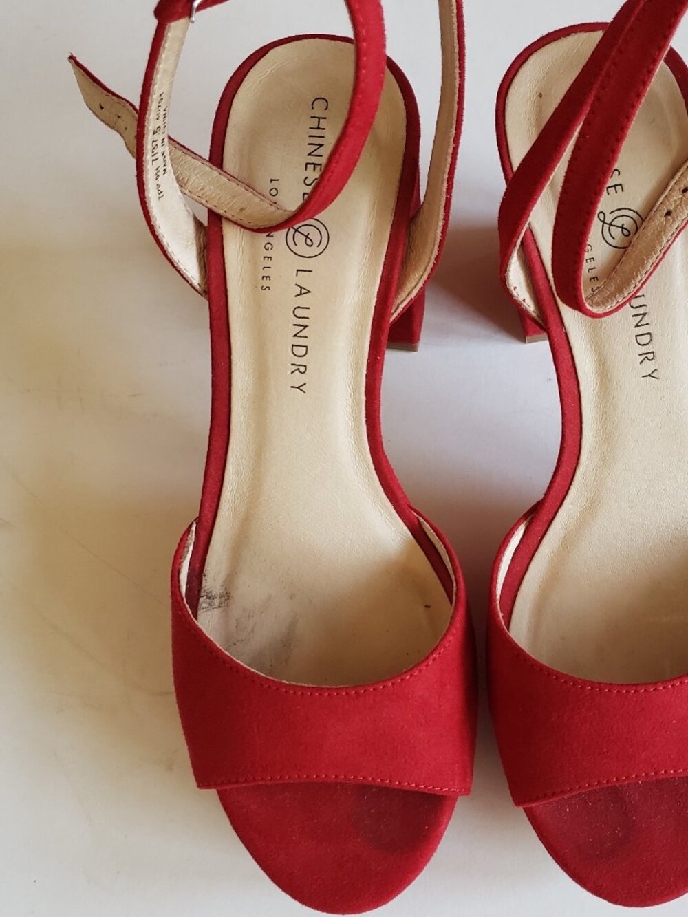 CHINESE LAUNDRY RED FAUX SUEDE HEELS  -7 M